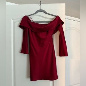 Abercrombie & Fitch Off-Shoulder Red Long Sleeve Dress